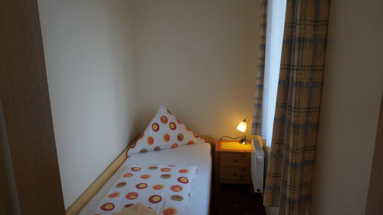 Hotel Neuses คุกซ์ฮาเวน ภายนอก รูปภาพ
