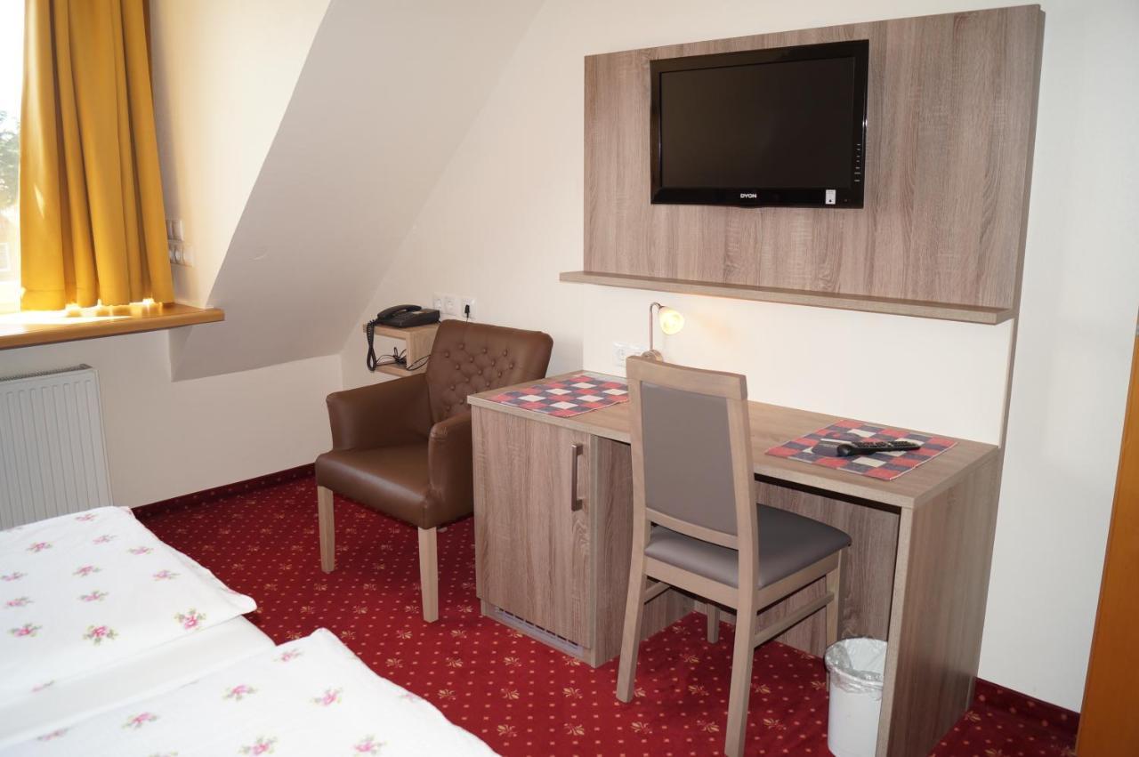 Hotel Neuses คุกซ์ฮาเวน ภายนอก รูปภาพ